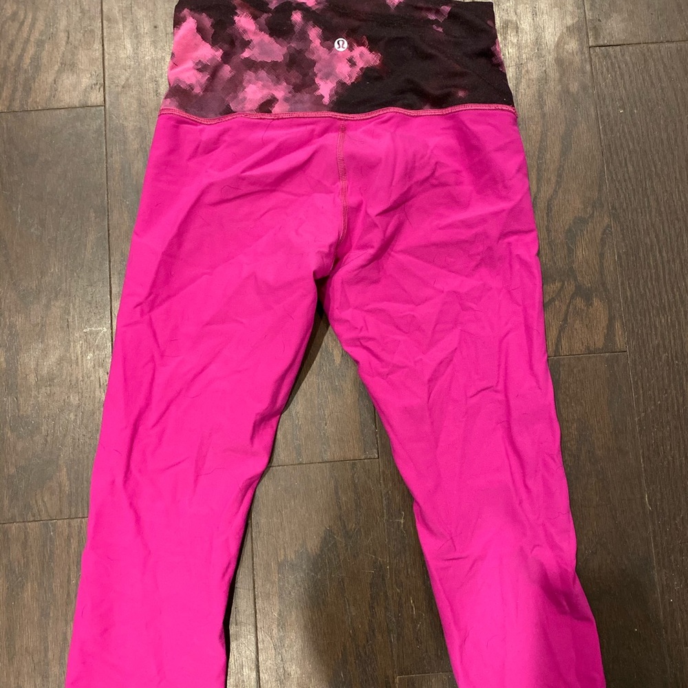 Lululemon Reversible High Rise Crop Leggings